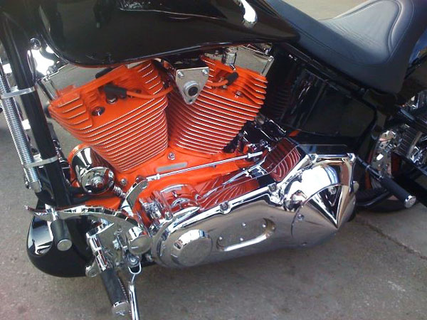 Engine Paint – What's Important for Best Performance?